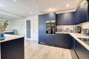 Kitchen- click for photo gallery